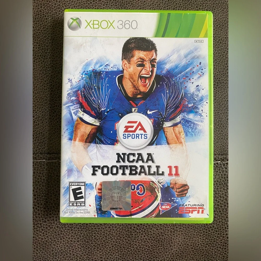 NCAA Football 11 (Microsoft Xbox 360, 2010)